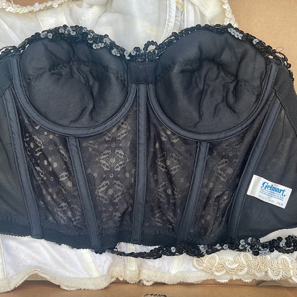 Set of 4 vintage bustiers - Picture 7 of 8